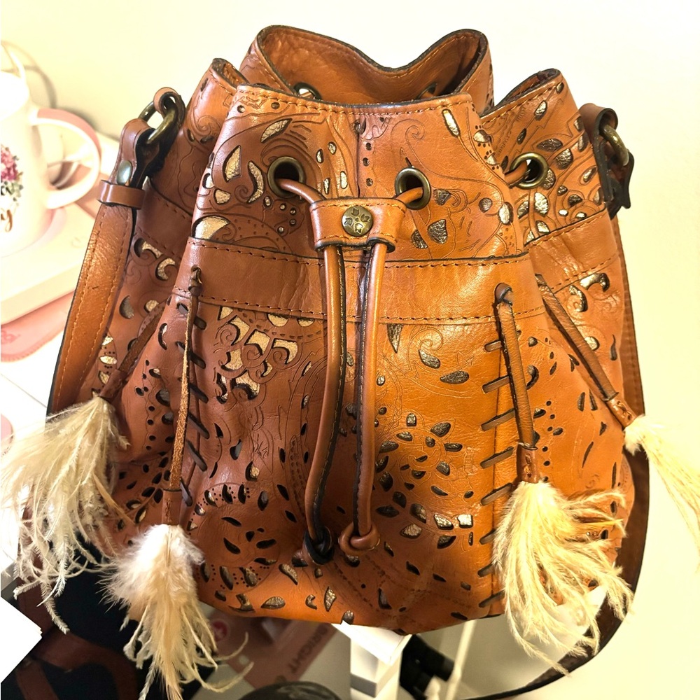 Patrisha Nash laser lace picerno drawstring bag